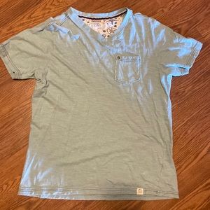 Men’s size medium light blue/gray T-shirt